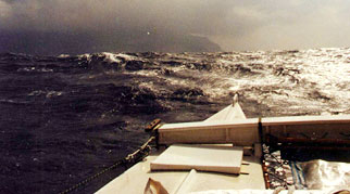 View from Tiki 21 at sea